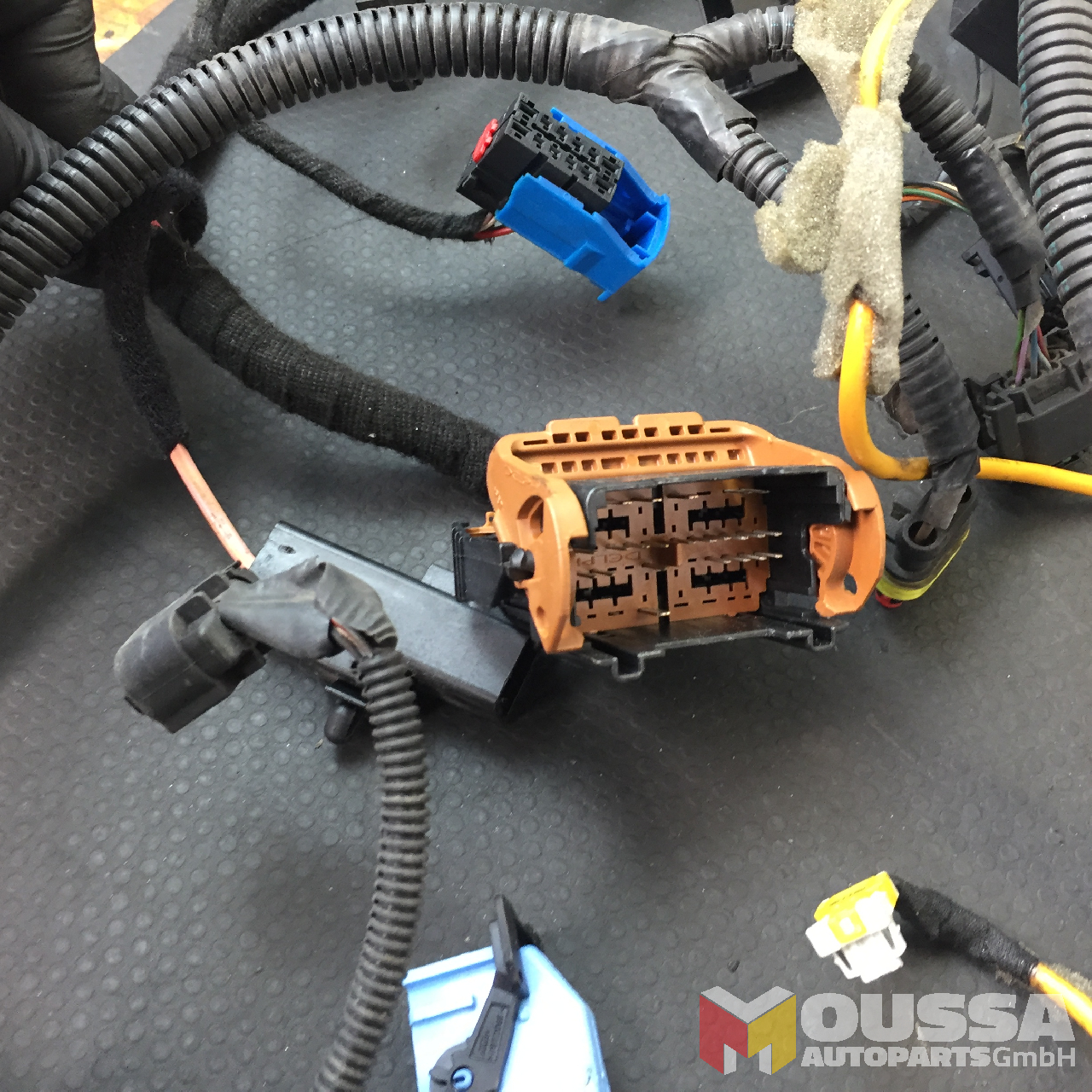 MOUSSA-AUTOPARTS-648b81762f2b2.jpg