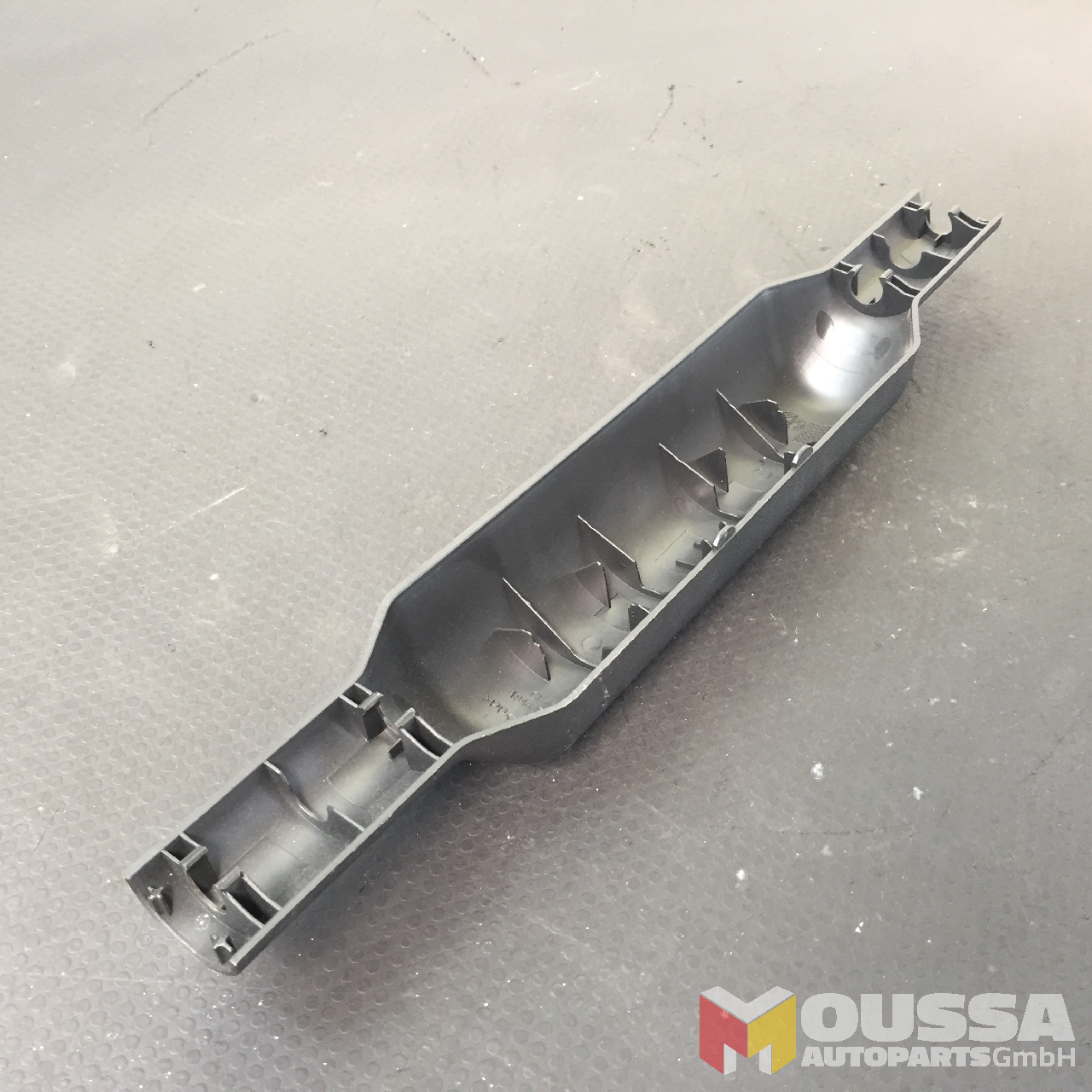 MOUSSA-AUTOPARTS-648e0158d2b0b.jpg