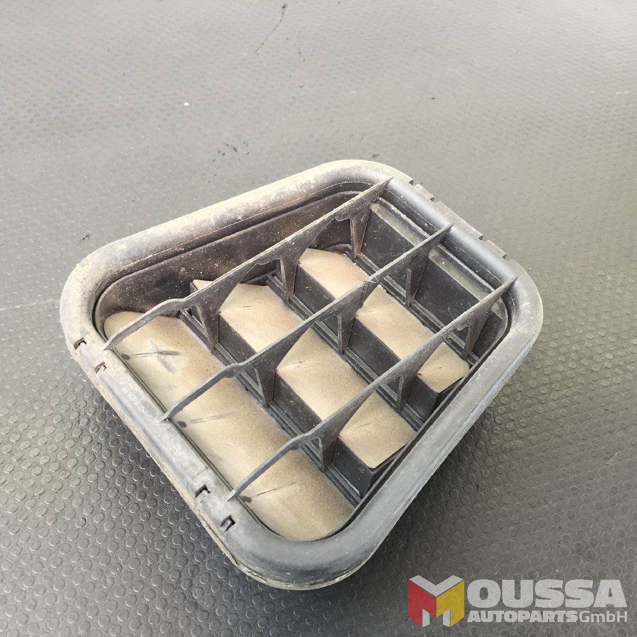 MOUSSA-AUTOPARTS-648e1818a8c6b.jpg