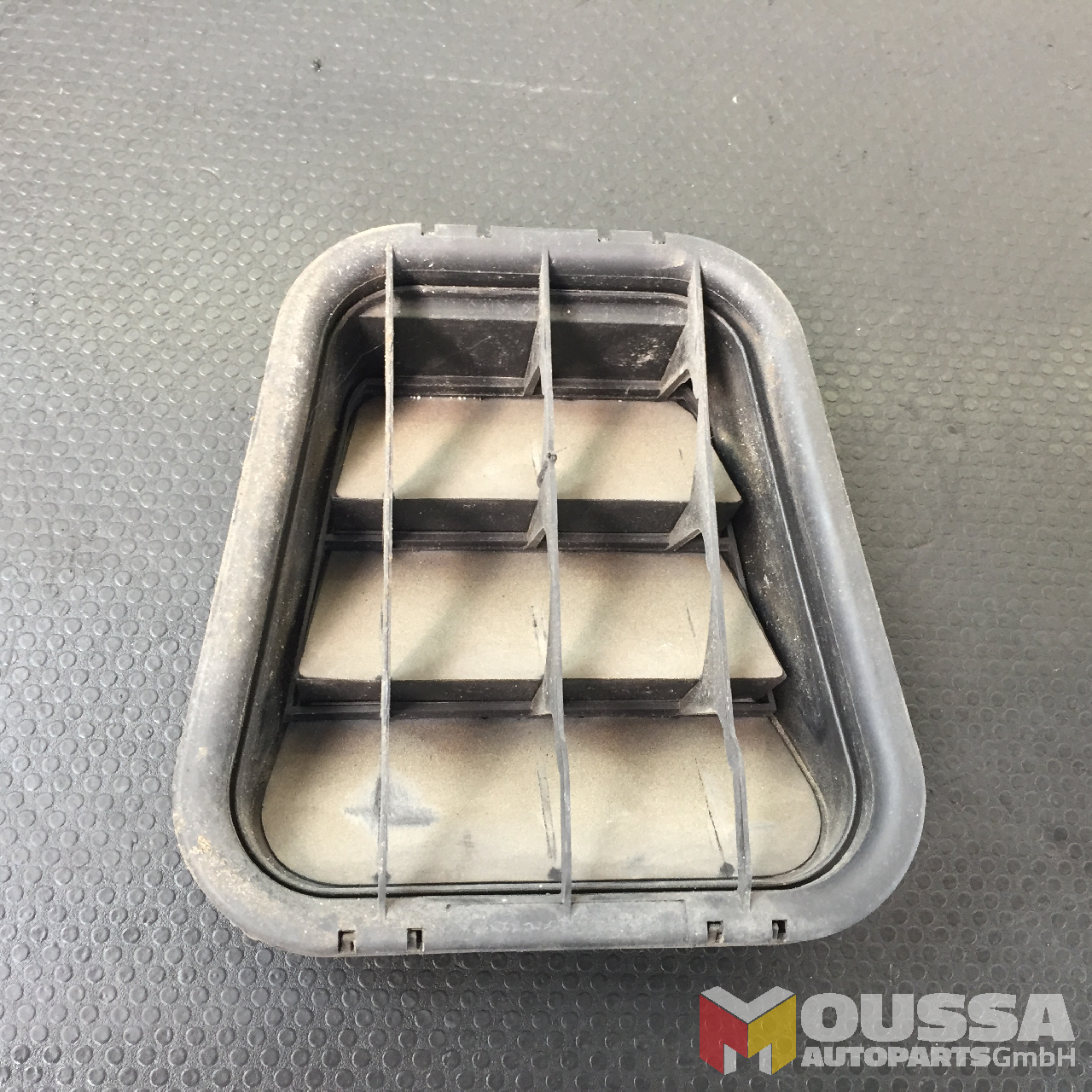 MOUSSA-AUTOPARTS-648e181909a5f.jpg