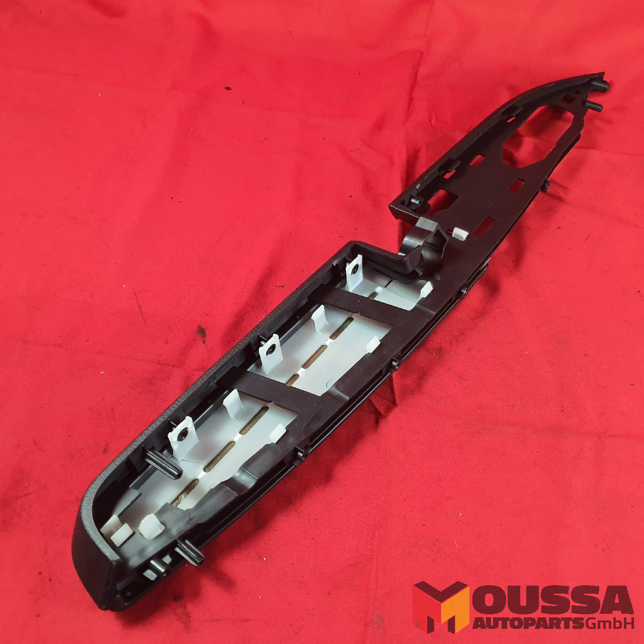 MOUSSA-AUTOPARTS-656f98d5b36e5.jpg