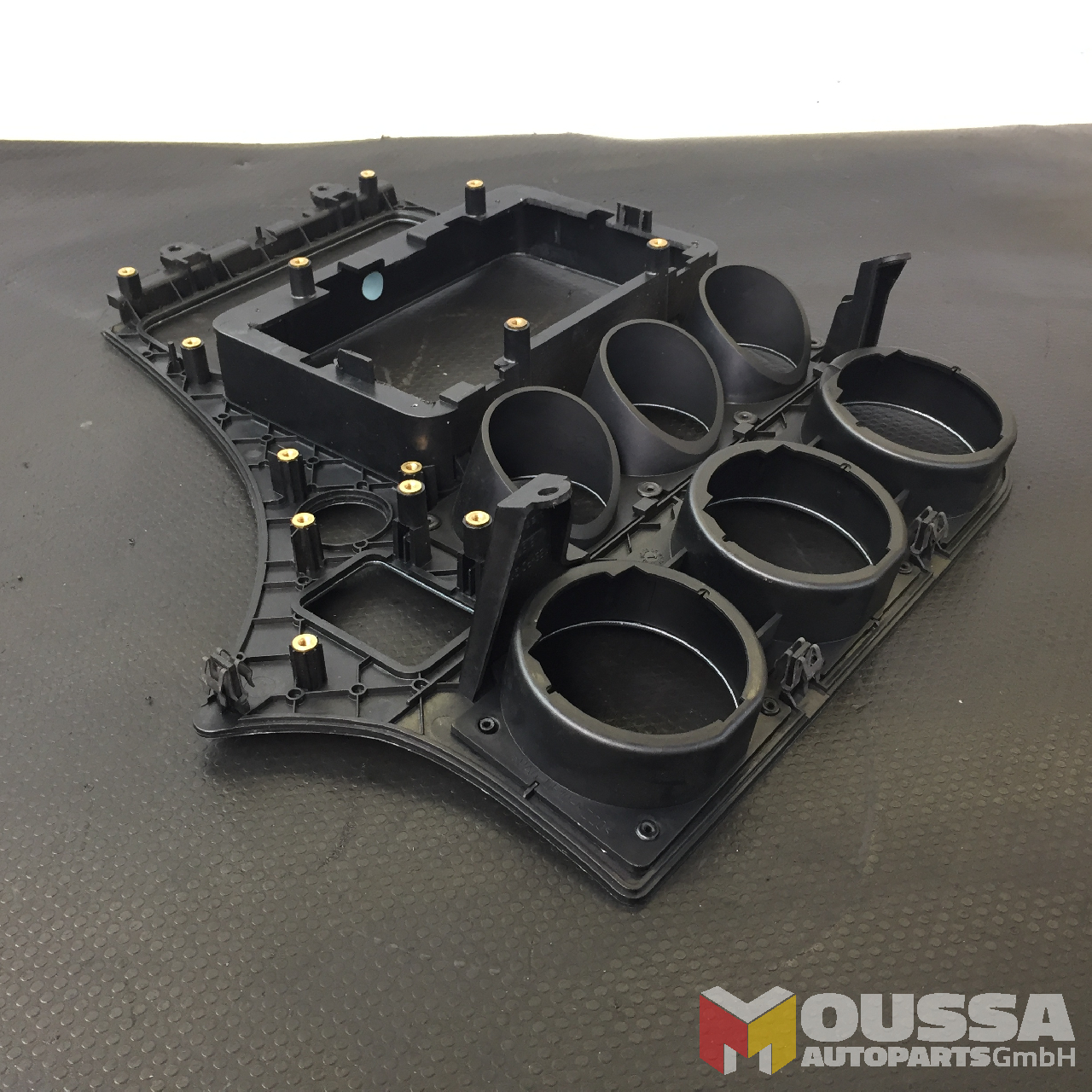MOUSSA-AUTOPARTS-648a22bcaa5b5.jpg