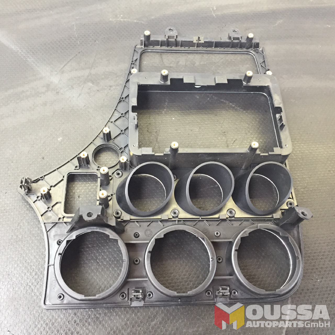 MOUSSA-AUTOPARTS-648a22bd28506.jpg