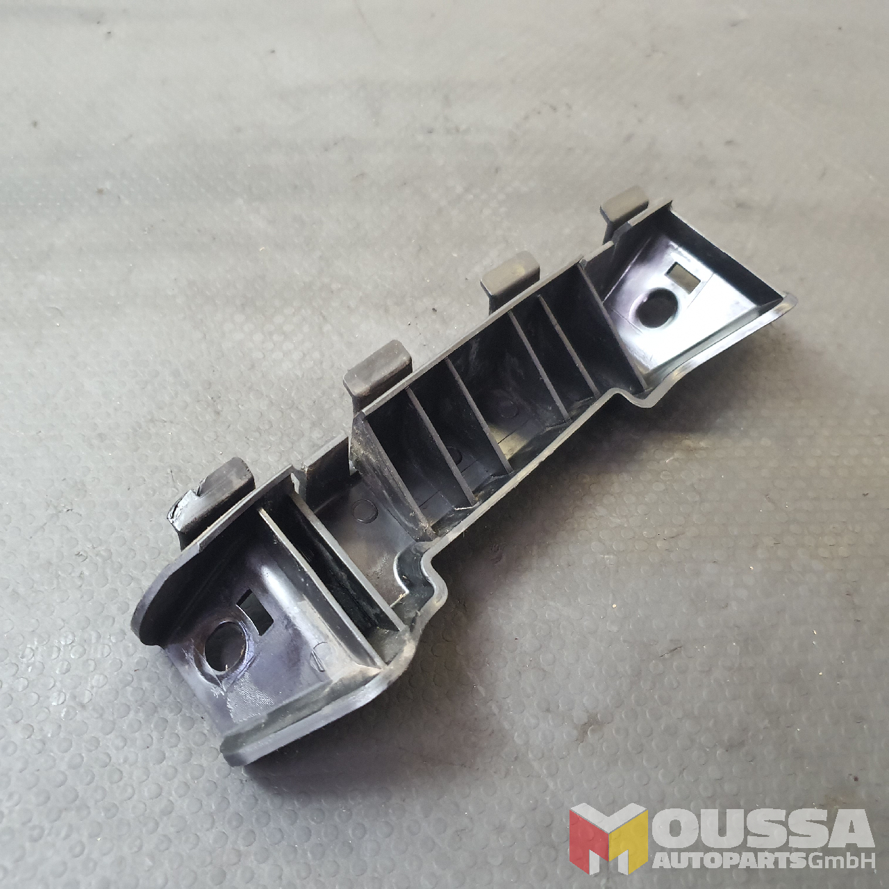 MOUSSA-AUTOPARTS-651f112b3e019.jpg