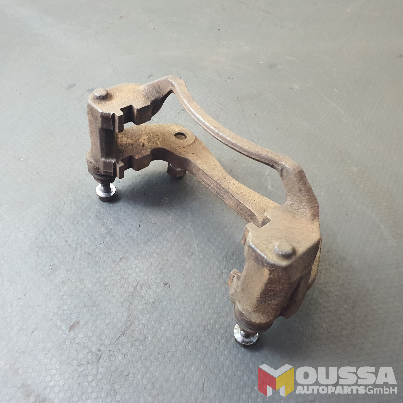 MOUSSA-AUTOPARTS-6522a62600762.jpg