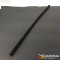 Door weatherstrip seal