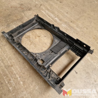 Coolant fan support carrier