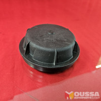Headlight bulb dust cover cap