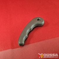 Seat adjustment handle