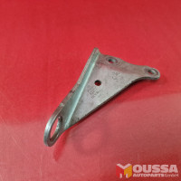 Engine mount carrier