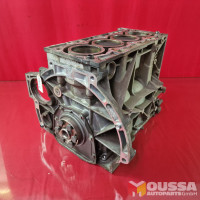 Engine block cylinder head