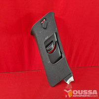 B-pillar seat belt trim 