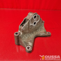 Engine mount transmission carrier