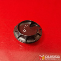 Glove compartment valve adjuster switch