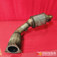 Exhaust pipe with pre-catalyst