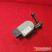 Tail lamp height range adjuster sensor