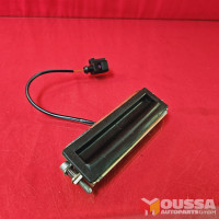 Push button for electric lid lock actuator