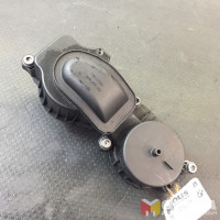 Cylinder head breather valve