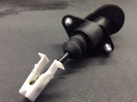 Clutch generator cylinder