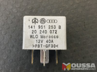 working contact relay No. 53 relais