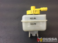 Main brake cylinder balancing tank