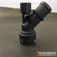 Coolant flanges water cooling thermostat housing