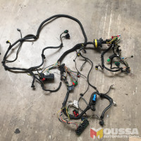 Fuse box fuse holder